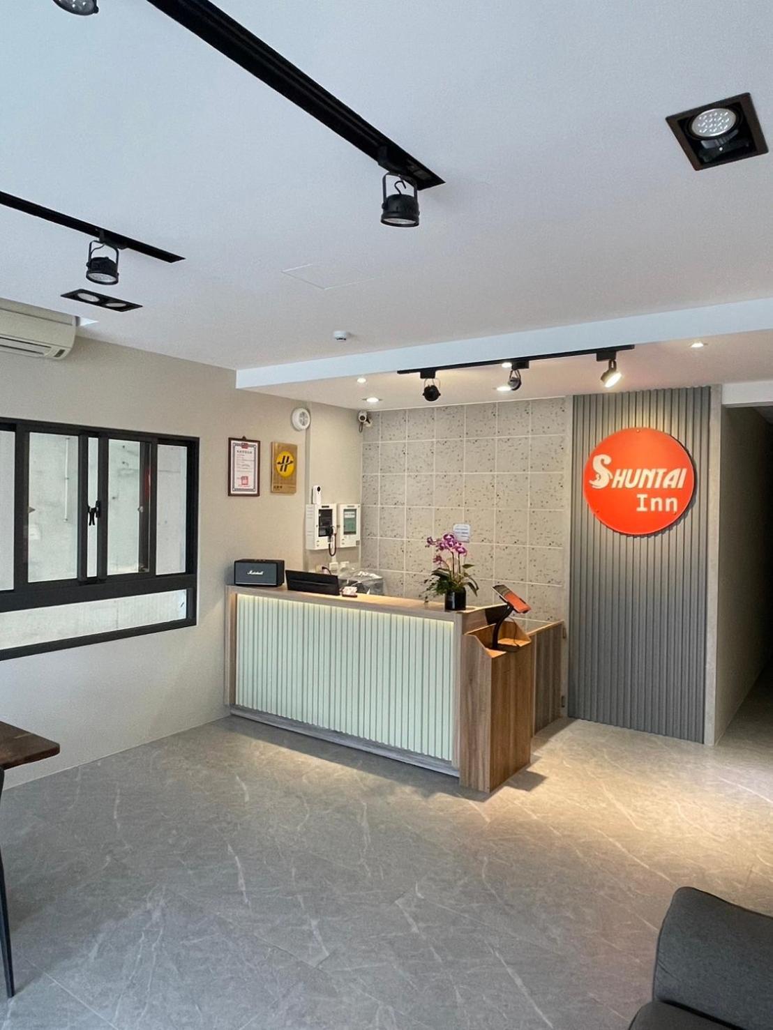 Shuntai Inn Fengshan  Exterior foto